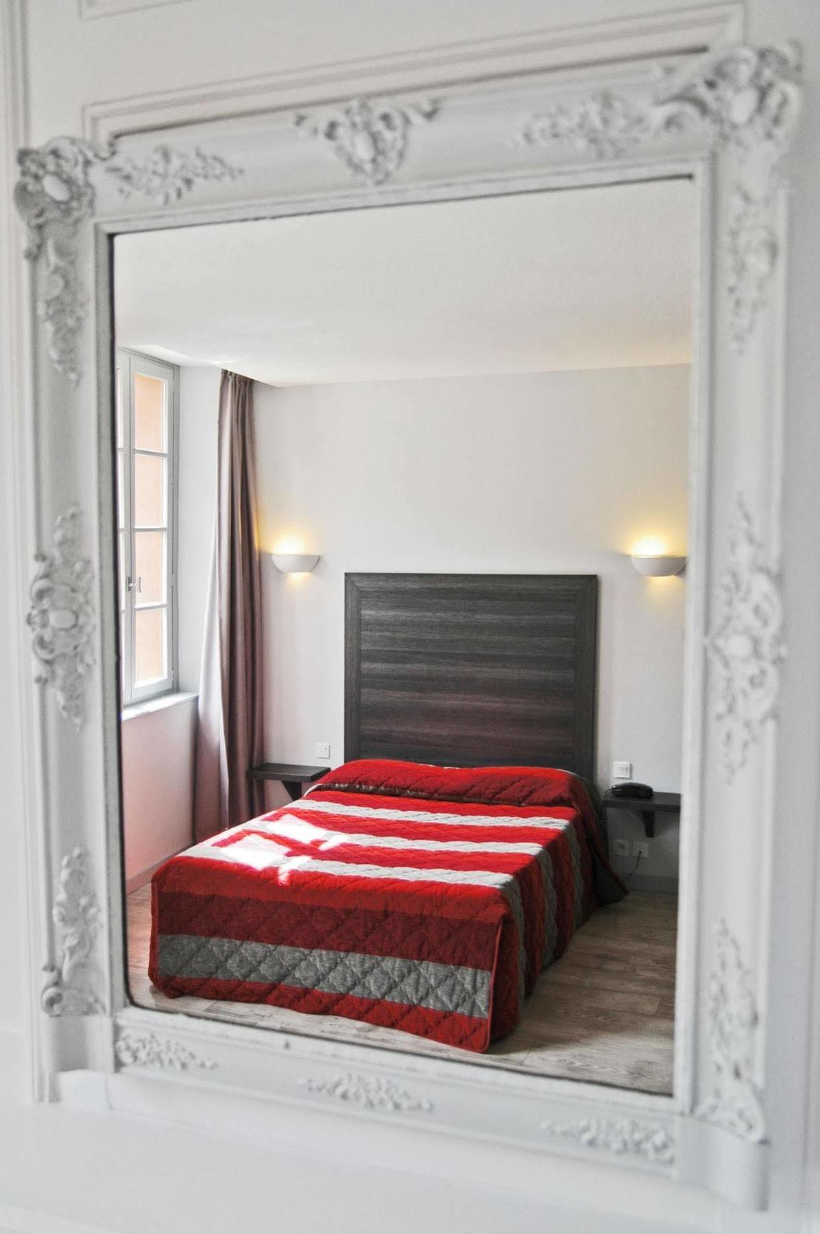 Logis Hotel Des Deux Forts Salins-les-Bains Εξωτερικό φωτογραφία