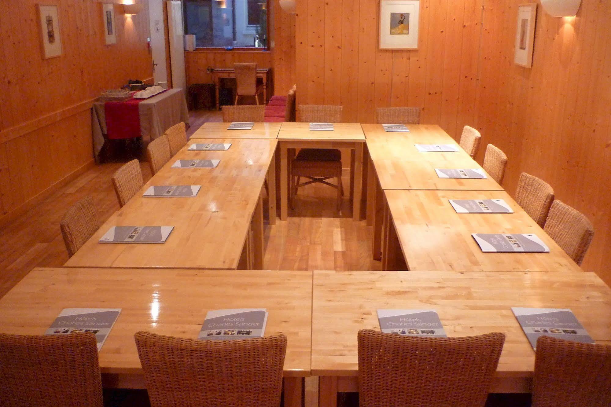 Logis Hotel Des Deux Forts Salins-les-Bains Εξωτερικό φωτογραφία