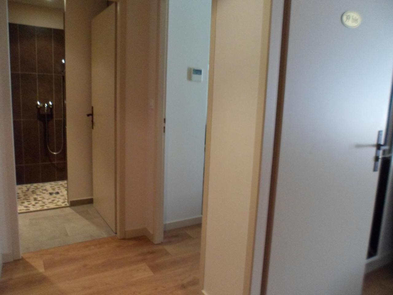 Logis Hotel Des Deux Forts Salins-les-Bains Εξωτερικό φωτογραφία