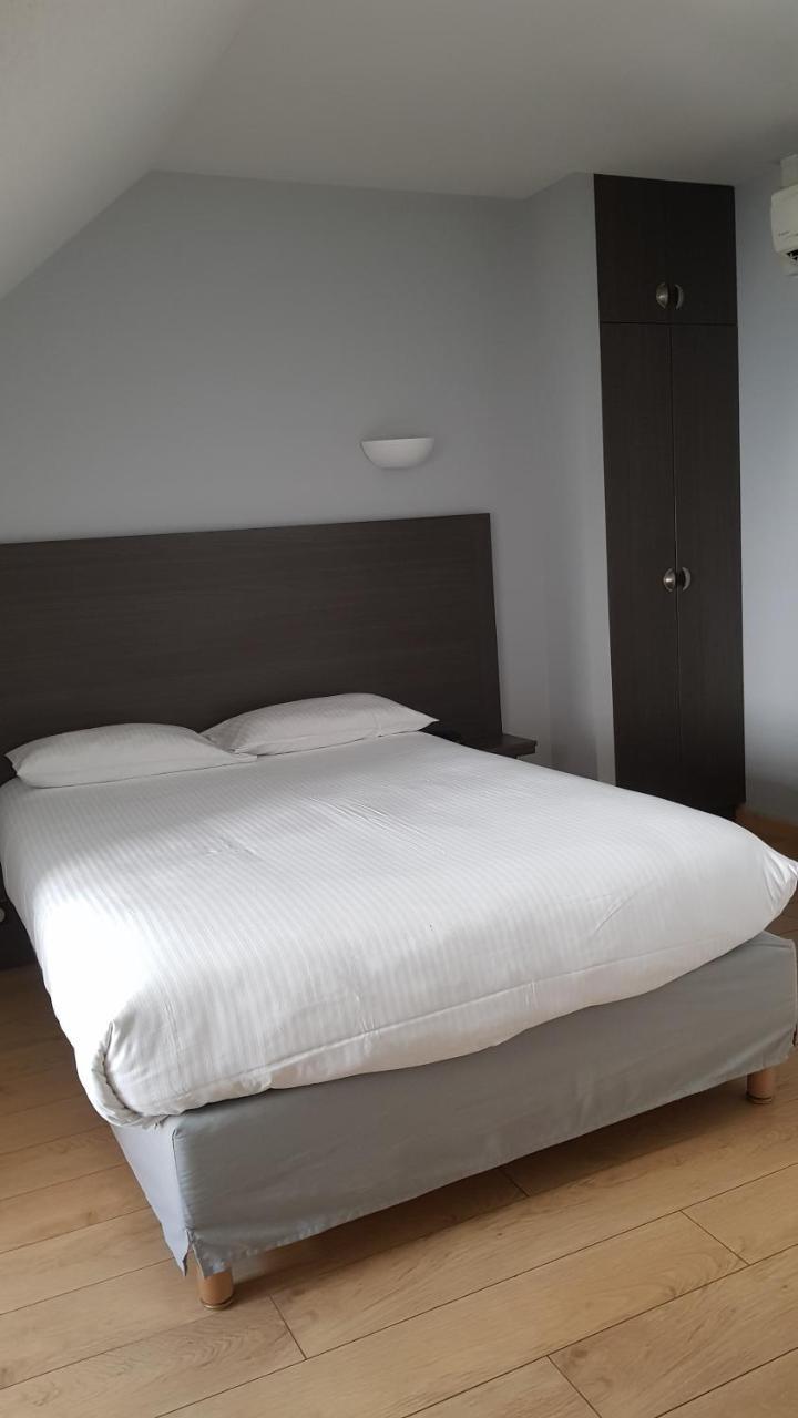 Logis Hotel Des Deux Forts Salins-les-Bains Εξωτερικό φωτογραφία